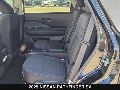New 2025 Nissan Pathfinder SV w/ SV Premium Package image 17