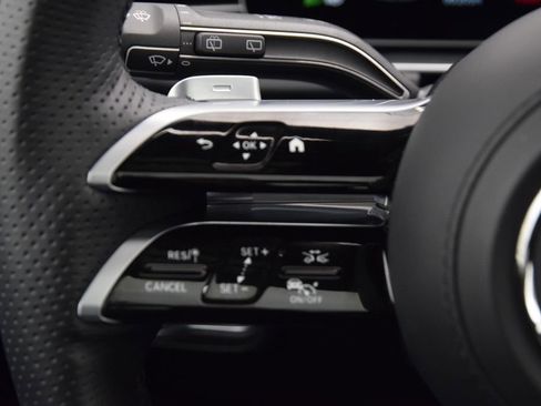 Used 2025 Mercedes-Benz GLS 450 GLS 450 image 35