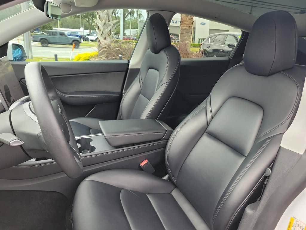 Used 2022 Tesla Model Y Long Range AWD/4WD image 21