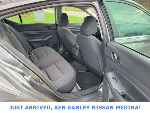 Certified 2025 Nissan Altima 2.5 SV image 18