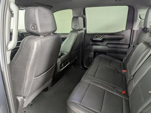 Used 2024 GMC Sierra 1500 Elevation w/ Elevation Premium Package AWD/4WD image 16
