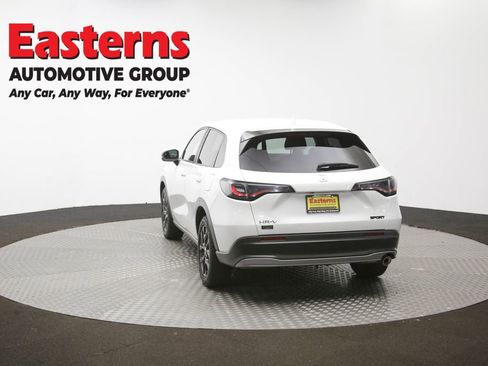 Used 2023 Honda HR-V Sport image 65