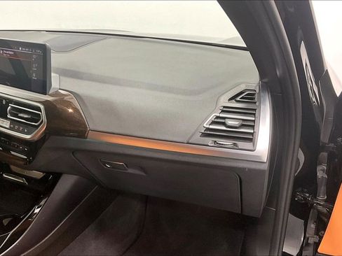 Used 2024 BMW X3 sDrive30i w/ Premium Package w/ZPA RWD image 16