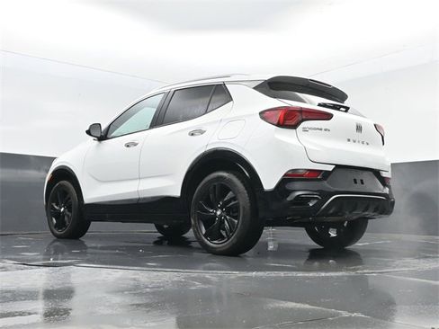 Used 2024 Buick Encore GX Sport Touring image 22