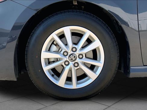 Used 2025 Toyota Camry LE FWD image 11