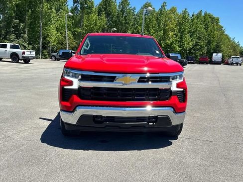 Used 2024 Chevrolet Silverado 1500 LT AWD/4WD image 9
