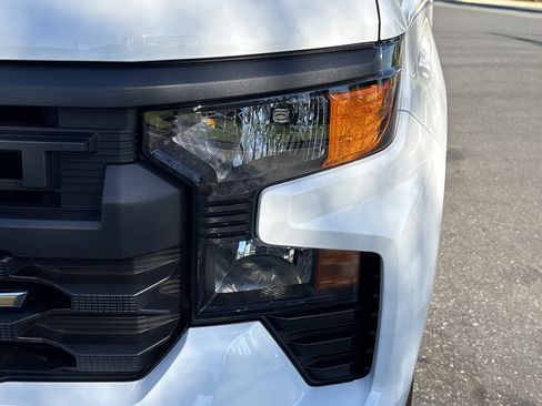 Used 2026 Chevrolet Silverado 1500 Custom AWD/4WD image 7