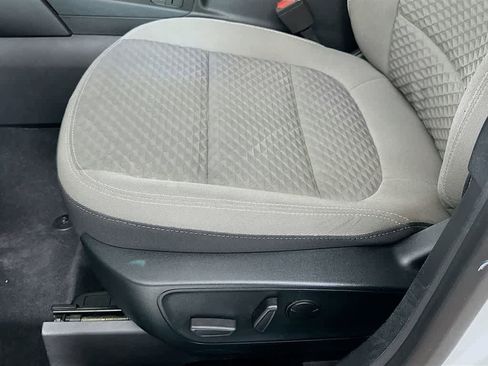 Certified 2021 Ford Escape SE w/ Convenience Package image 30