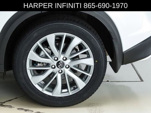 Used 2023 INFINITI QX50 Luxe FWD image 7