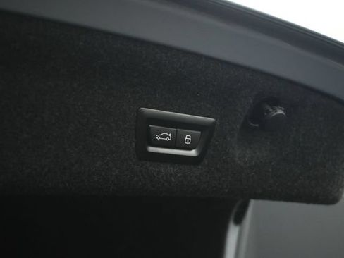 Used 2024 BMW M4 xDrive Competition AWD/4WD image 56