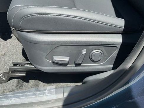 Certified 2025 Kia Sportage EX AWD/4WD image 16