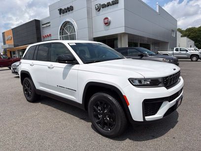 New 2026 Jeep Grand Cherokee Altitude