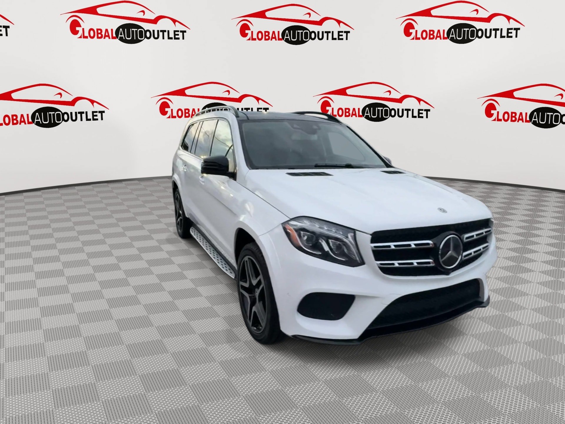 Used 2018 Mercedes-Benz GLS 550 4MATIC w/ Driver Assistance Package image 2