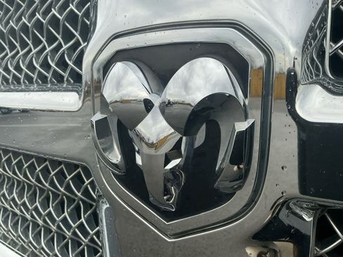 Used 2015 RAM 1500 Limited image 15