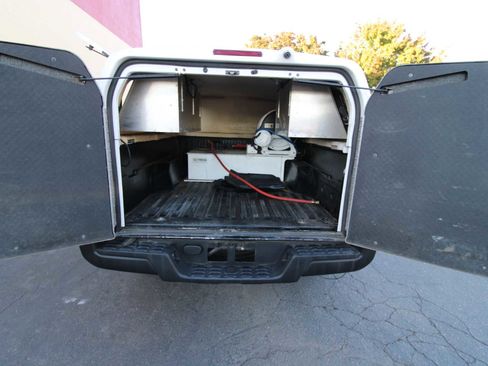 Used 2020 Toyota Tacoma SR image 23