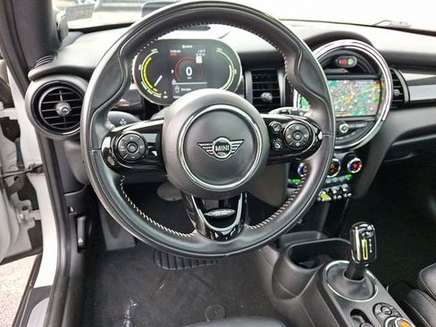 Used 2021 MINI Cooper SE w/ 8.8" Touchscreen Nav Package image 13