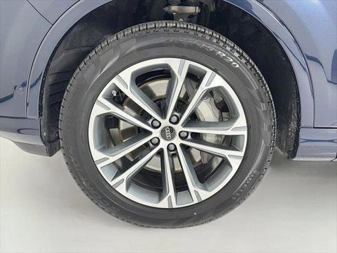 Used 2025 Audi Q7 2.0T Premium w/ Convenience Plus Package AWD/4WD image 35