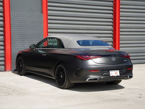 Used 2024 Mercedes-Benz CLE 300 4MATIC Cabriolet image 18