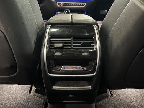 Used 2022 BMW X5 xDrive40i w/ M Sport Package image 32