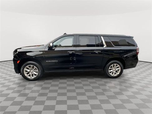 Used 2024 Chevrolet Suburban Premier w/ Premium Package 2 image 6