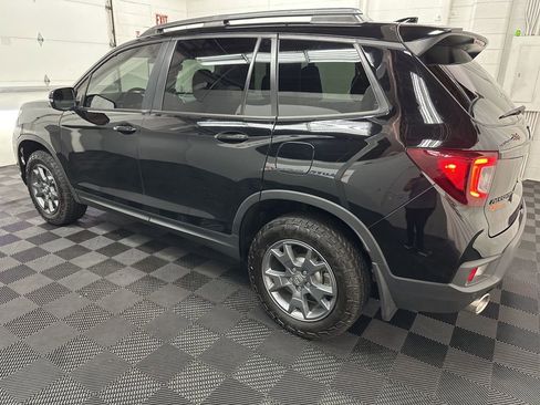 Used 2025 Honda Passport TrailSport image 6