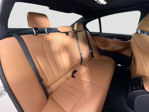 Certified 2022 BMW 540i xDrive w/ M Sport Package AWD/4WD image 27