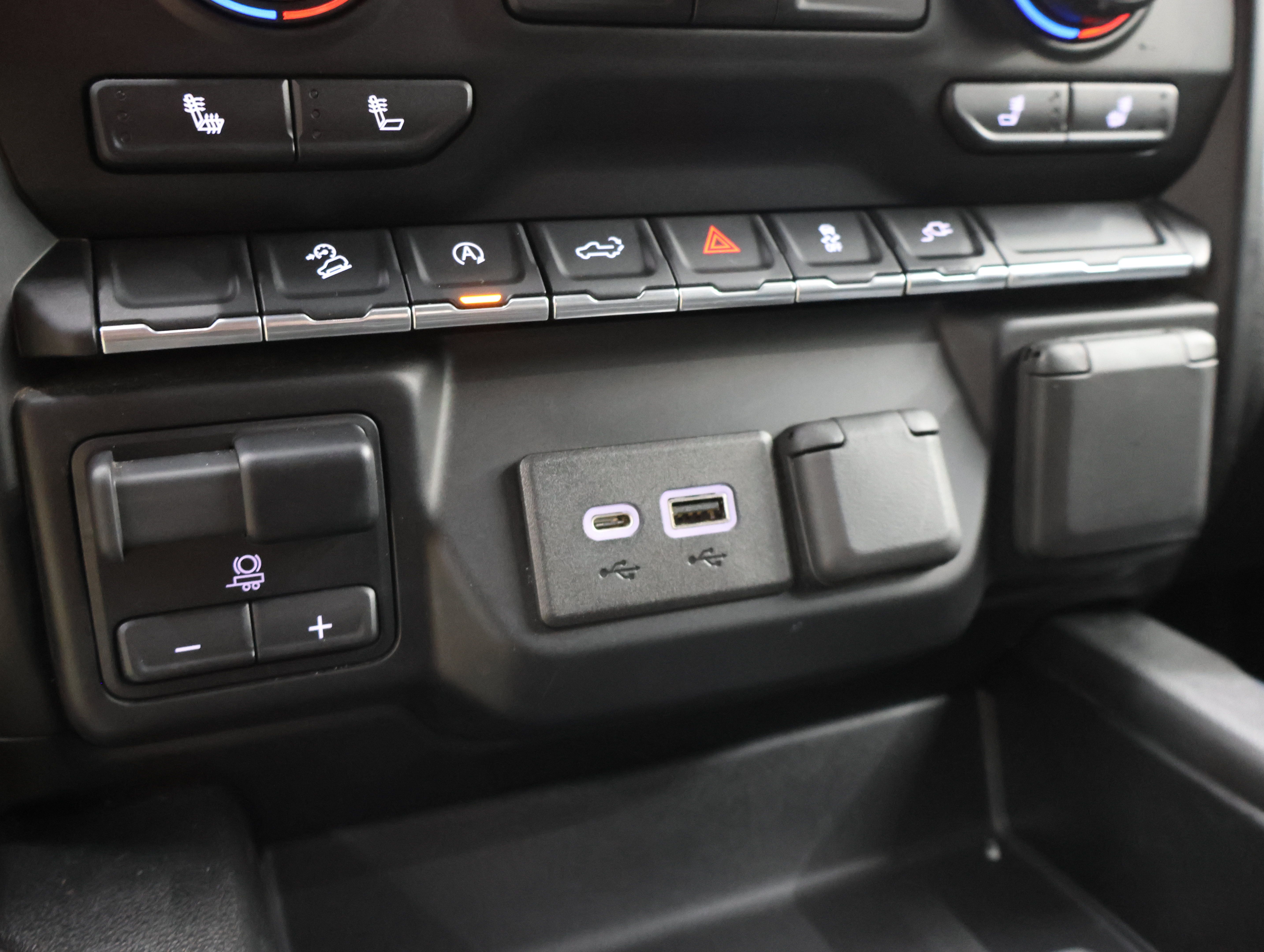 Used 2020 Chevrolet Silverado 1500 LT Trail Boss AWD/4WD image 47
