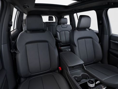 New 2026 Jeep Grand Cherokee L Limited image 9