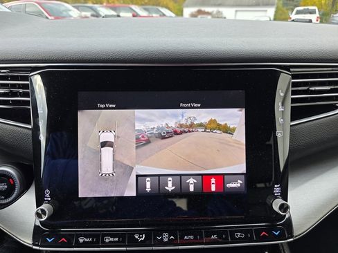 New 2025 Jeep Wagoneer Series III w/ Premium Group I image 15