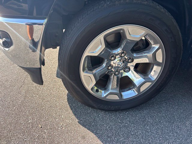Used 2019 RAM 1500 Big Horn AWD/4WD image 5