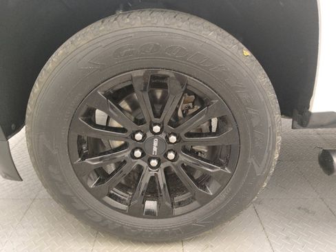 Used 2021 GMC Canyon Elevation Standard RWD image 31