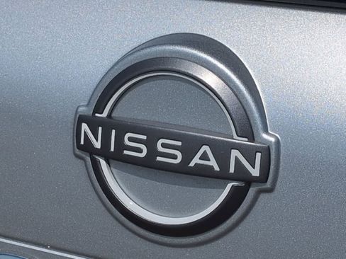 Used 2023 Nissan Rogue SV AWD/4WD image 11
