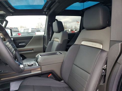New 2025 GMC Hummer EV 2X image 19