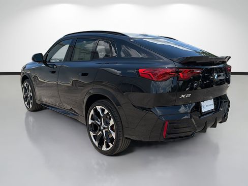 New 2026 BMW X2 xDrive28i w/ Technology Package AWD/4WD image 5