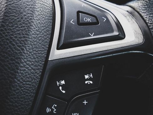 Used 2019 Ford Fusion S image 10