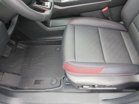 New 2026 Chevrolet Equinox RS w/ LPO, Floor Liner Package image 20