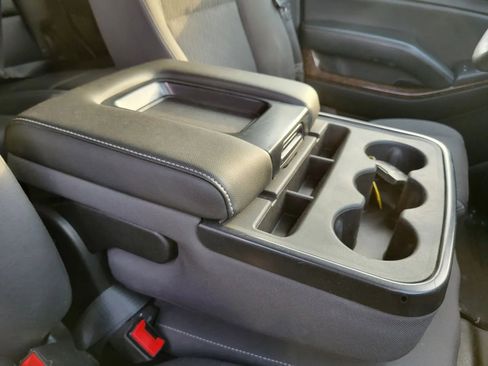 Used 2020 Chevrolet Tahoe 4WD w/ Remote Keyless Entry Package image 23