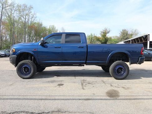 Used 2024 RAM 3500 Limited w/ Night Edition AWD/4WD image 2