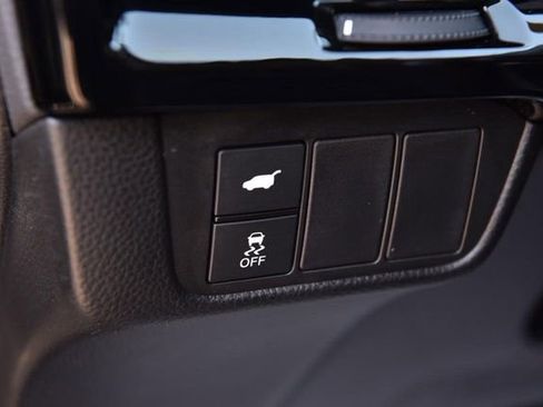 Used 2024 Honda CR-V EX-L image 11