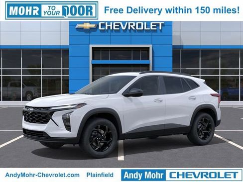 New 2026 Chevrolet Trax LT w/ Sunroof Package FWD image 3