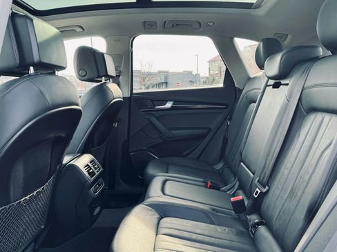 Used 2020 Audi Q5 2.0T Premium w/ Convenience Package image 26