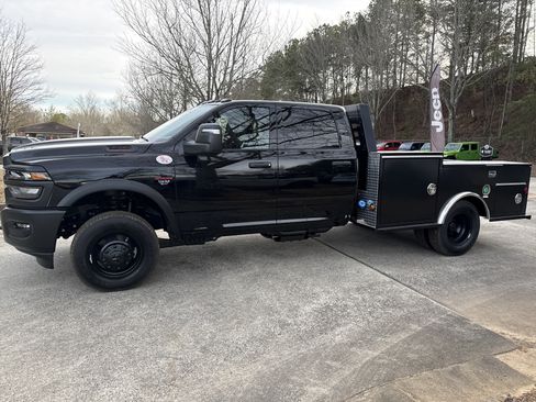 New 2026 RAM 3500 Tradesman image 4