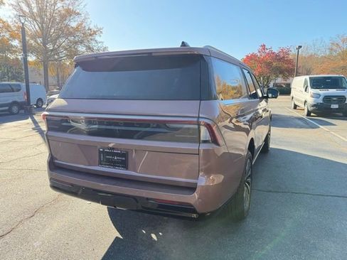 New 2025 Lincoln Navigator L Black Label image 7