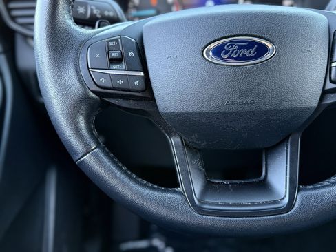 Used 2020 Ford Explorer XLT image 25