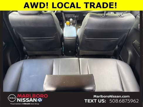 Used 2018 Toyota RAV4 SE image 14