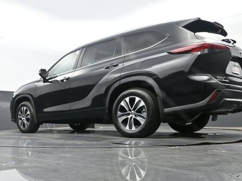 Used 2026 Toyota Highlander XLE AWD/4WD image 27