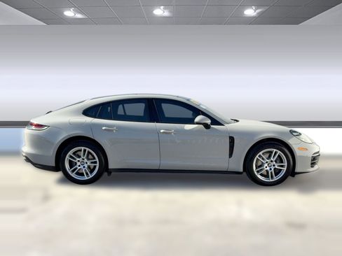 Used 2022 Porsche Panamera 4 image 6