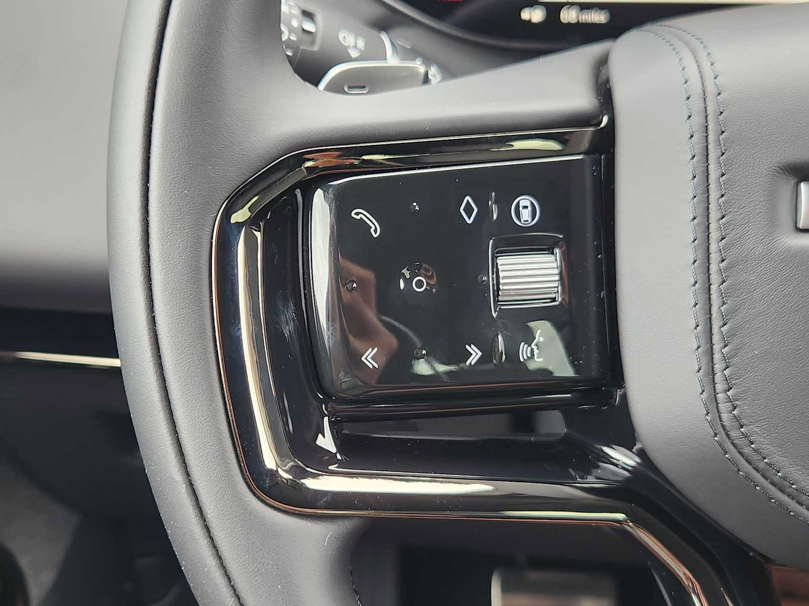 New 2027 Land Rover Range Rover Sport Dynamic SE AWD/4WD image 27