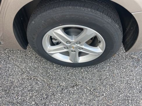 Used 2024 Chevrolet Malibu LT image 29