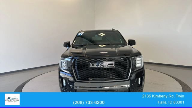Used 2021 GMC Yukon XL Denali w/ LPO, Illumination Package AWD/4WD image 2
